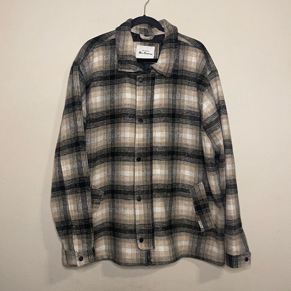 BEN SHERMAN Black & Tan Plaid Button Down Jacket
